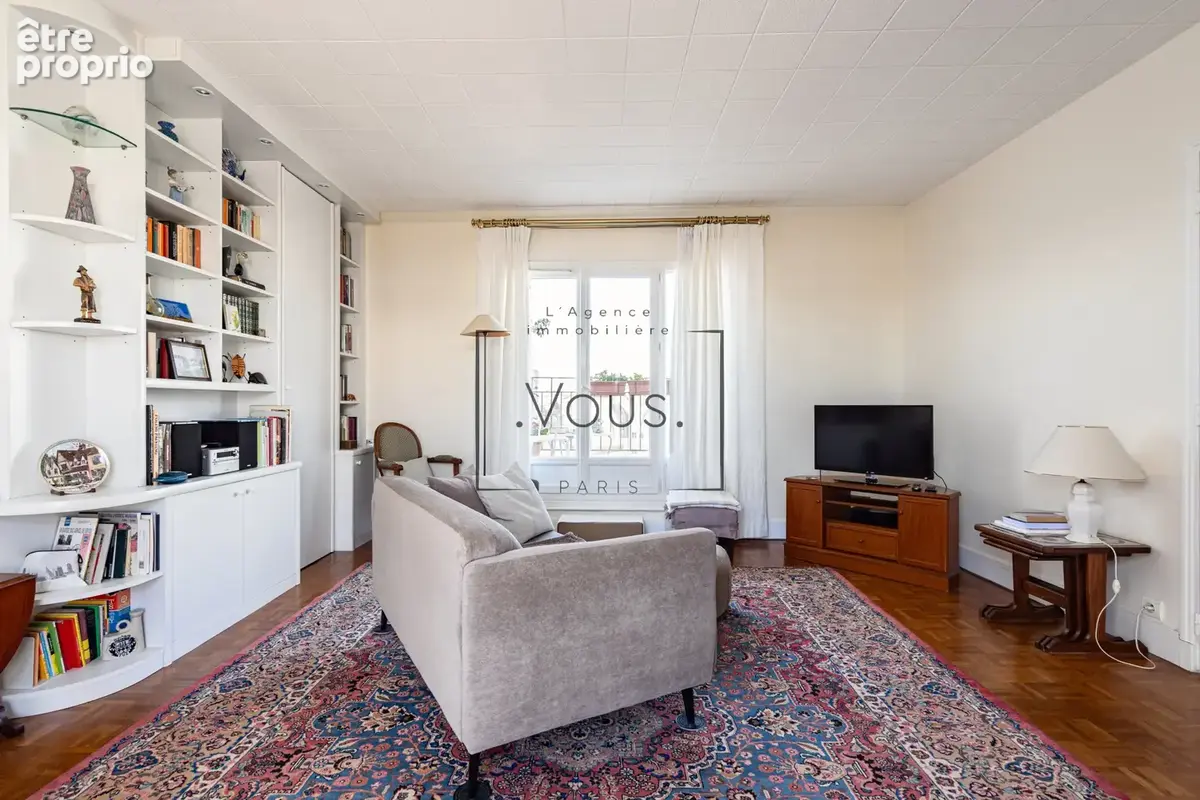 Deux pièces penthouse et ses 50 m2 de terrasses sur le ciel de Paris (Paris XVe) - photo 7