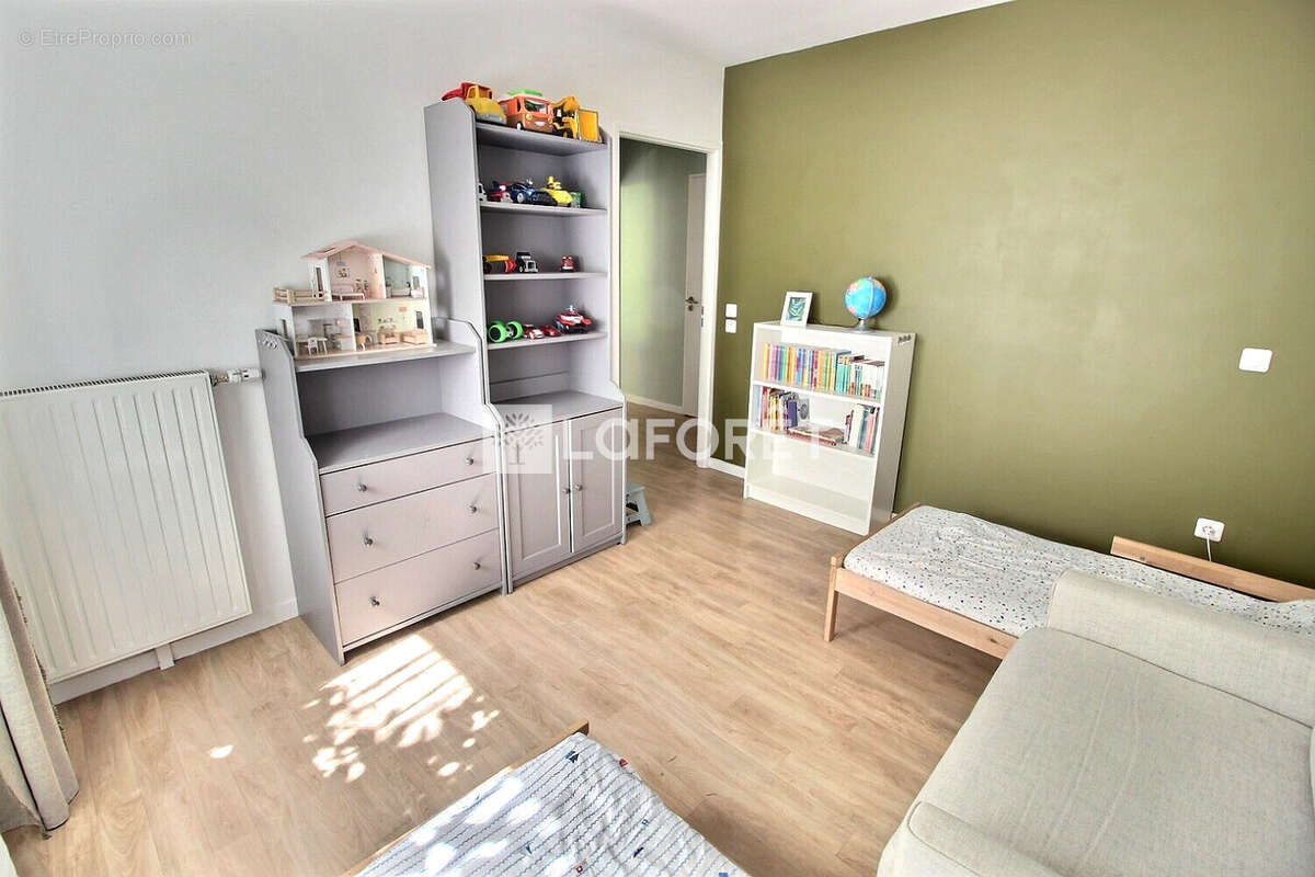 Appartement à GENNEVILLIERS