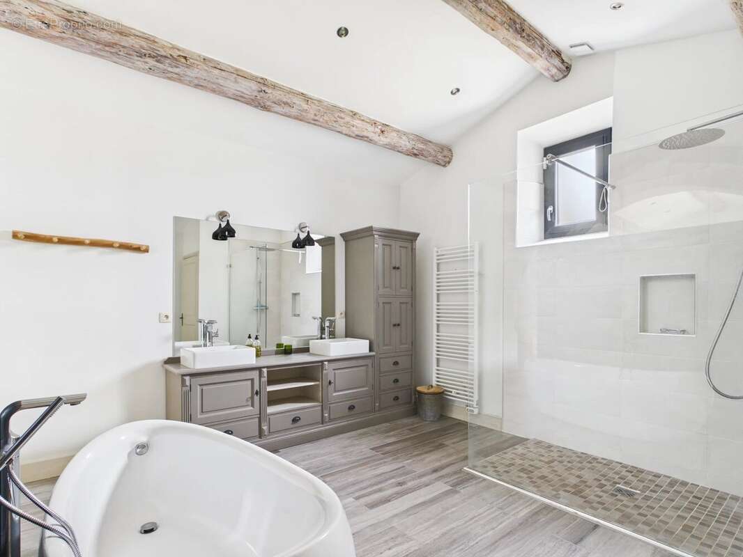 Mas de charme au coeur du village de Mouriès - photo 22