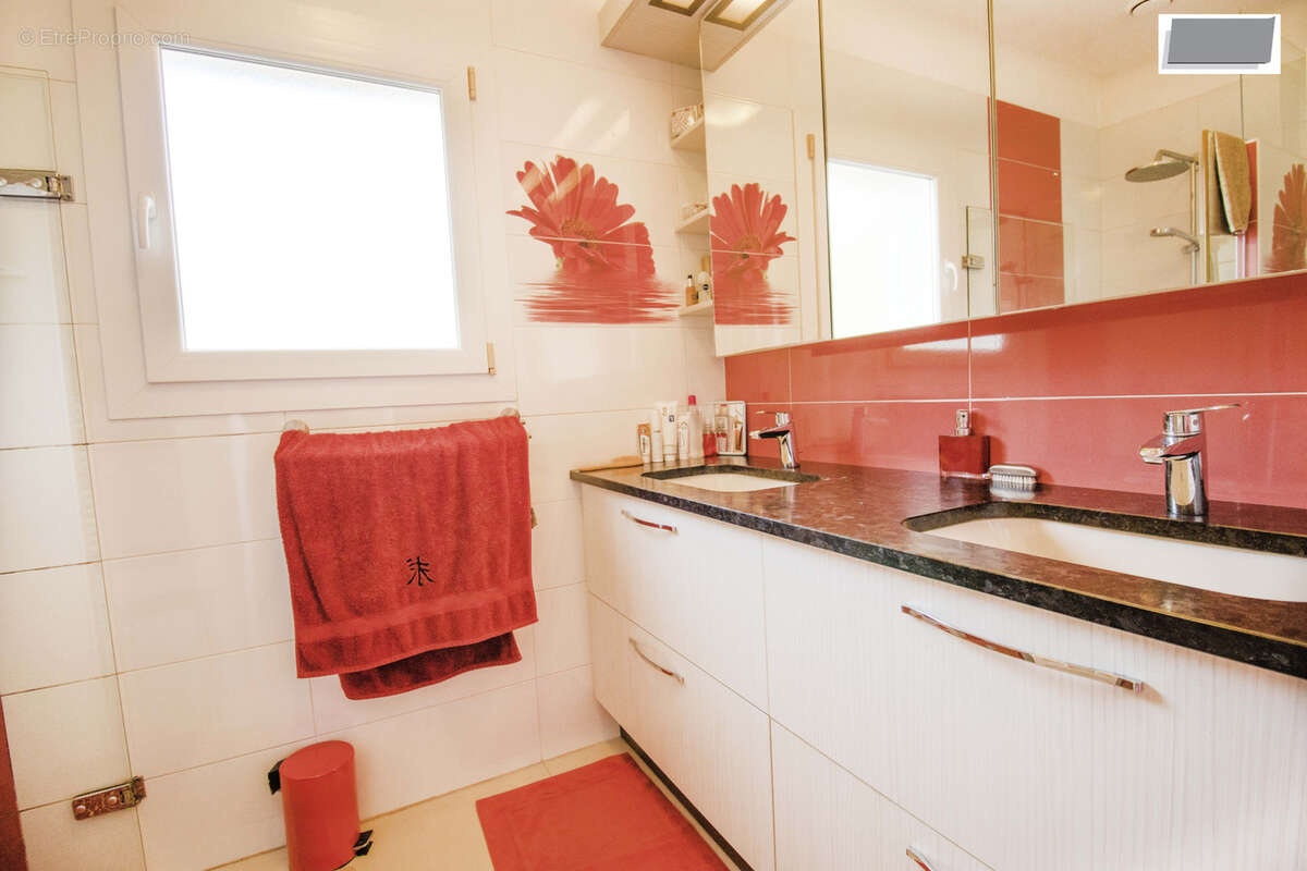 Maison à SAINT-MANDRIER-SUR-MER