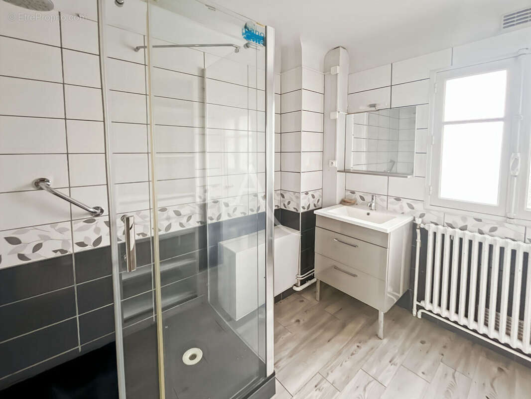 Maison à GAILLON-SUR-MONTCIENT