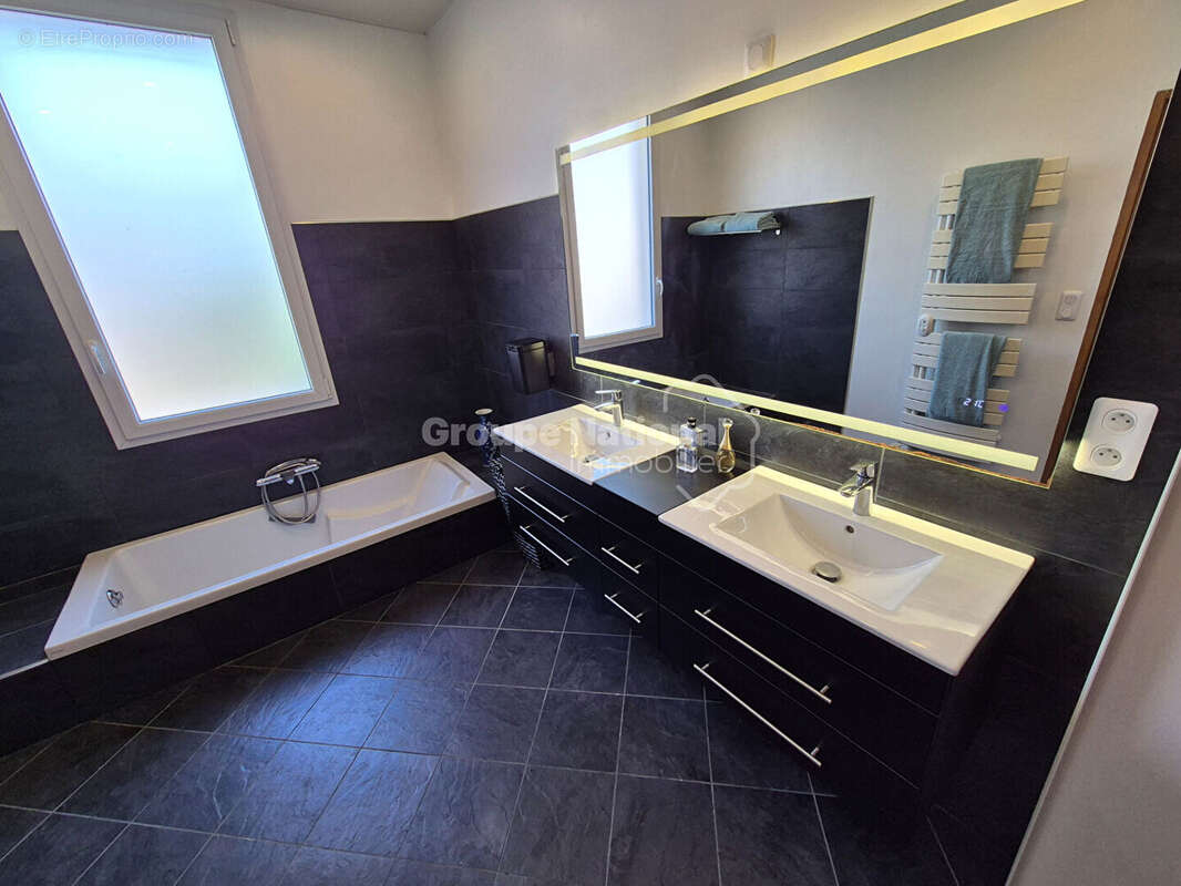 Maison à SAINT-CREPIN-IBOUVILLERS