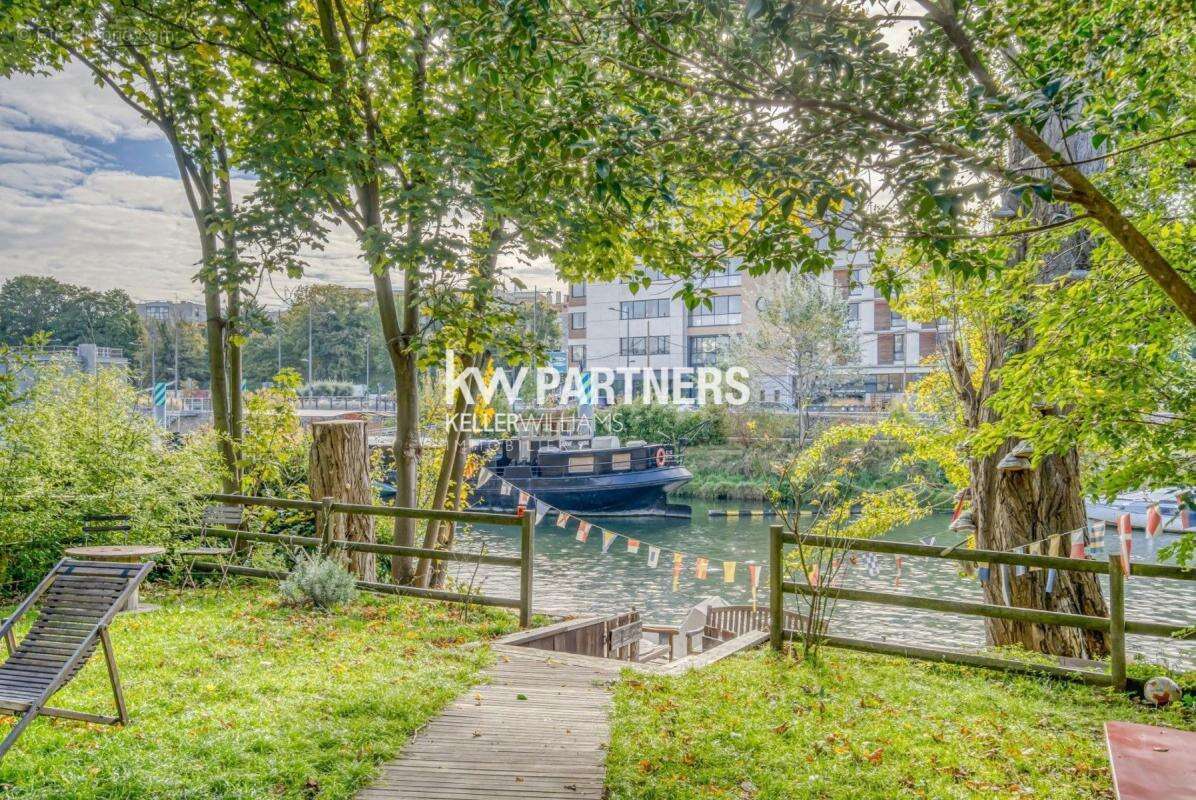 Maison à ISSY-LES-MOULINEAUX