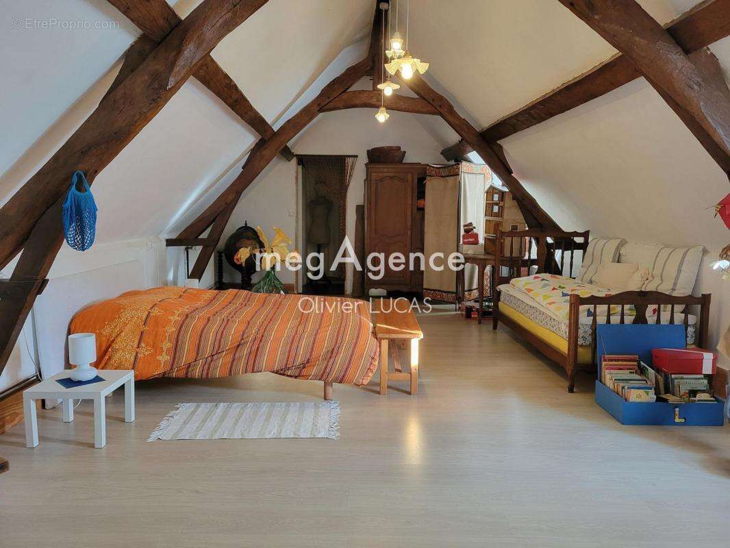 Maison à QUILLEBEUF-SUR-SEINE