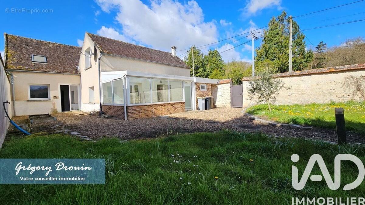 Photo 1 - Maison à SAINT-PIERRE-LES-NEMOURS