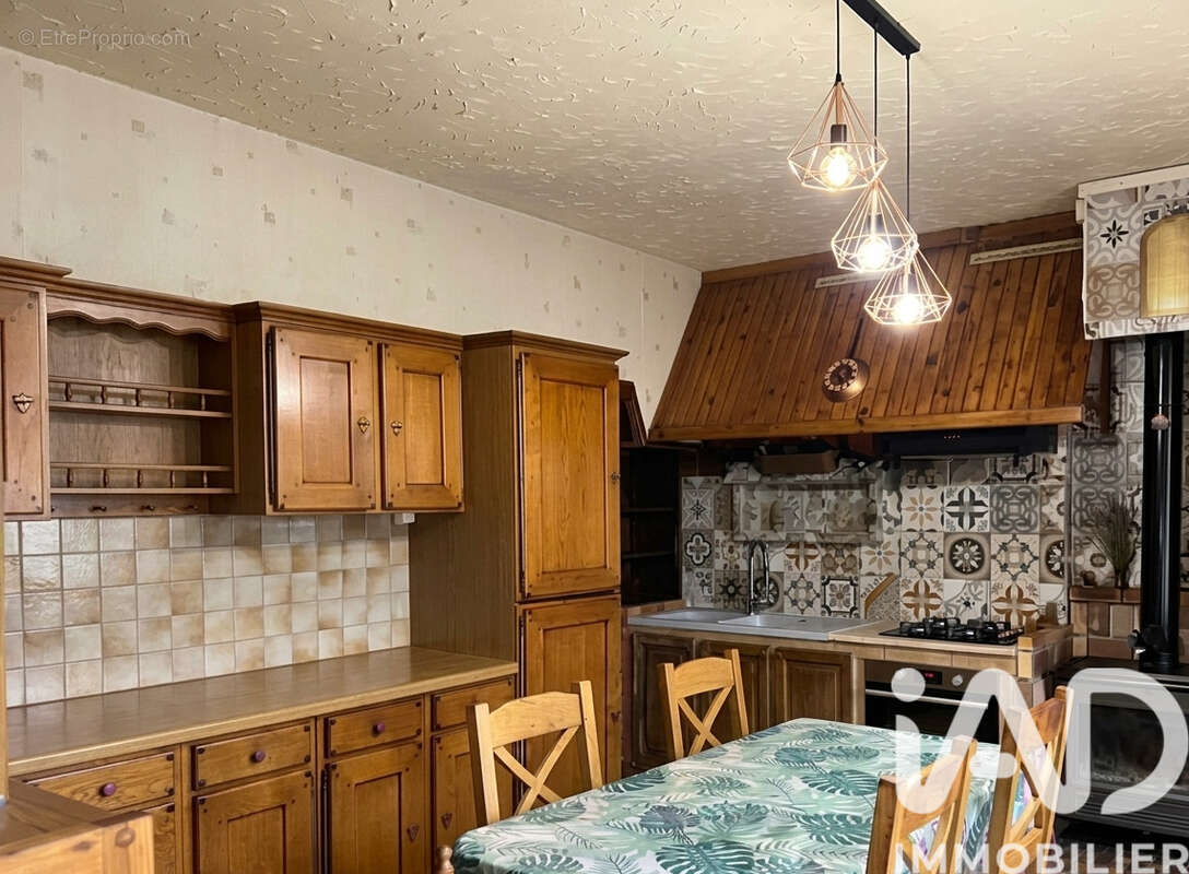 Maison 150 m² à Sury-Es-Bois  - photo 4