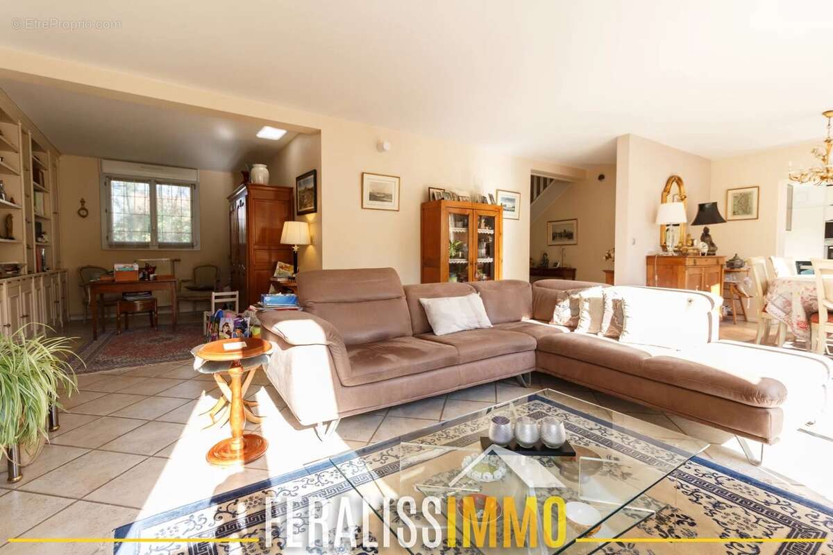 Maison à COURDIMANCHE