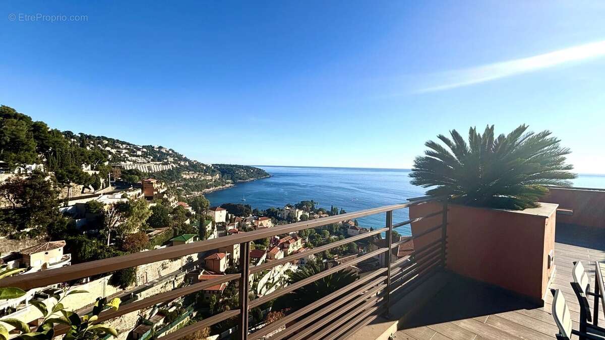 Appartement à ROQUEBRUNE-CAP-MARTIN
