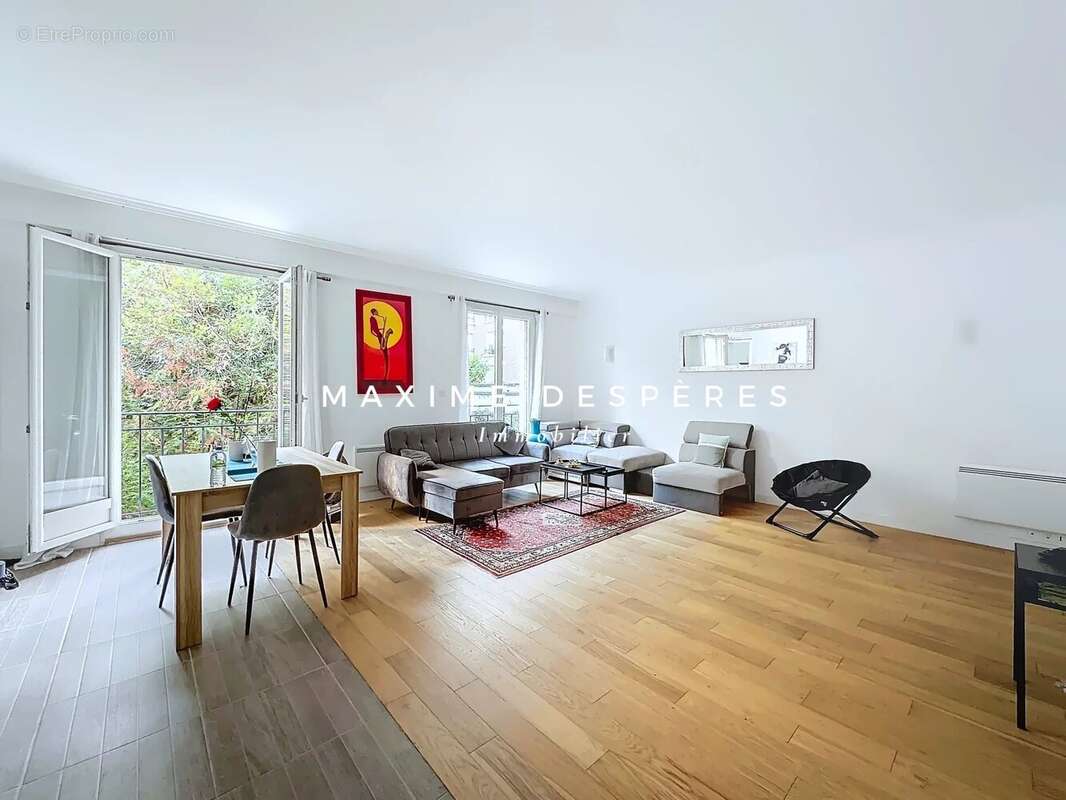 Appartement à NEUILLY-SUR-SEINE