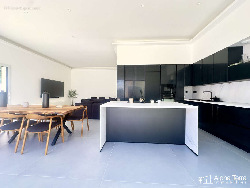 Maison 142 m² à Conteville  - photo 3