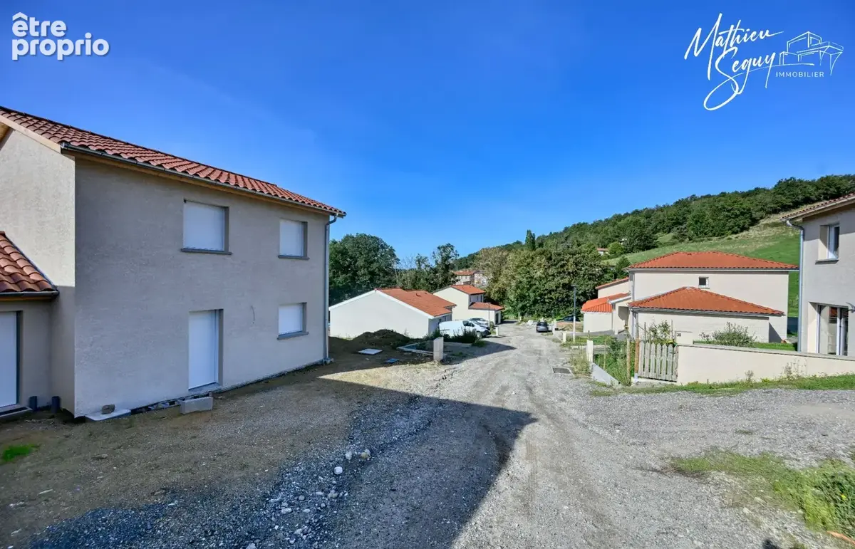 Terrain constructible dans un village convivial - photo 7