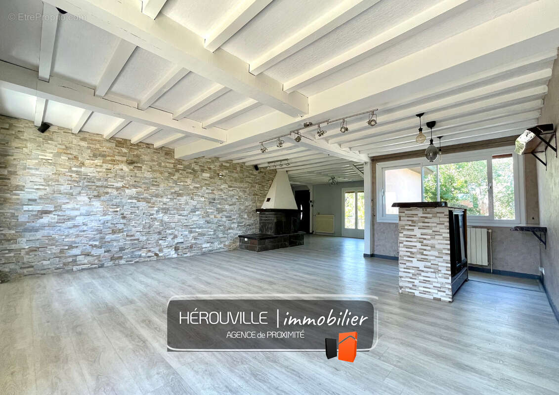 RANVILLE   Maison familiale de 168 m2 avec 5 chambres   Un fort potentiel dans un environnement privilégié - photo 3