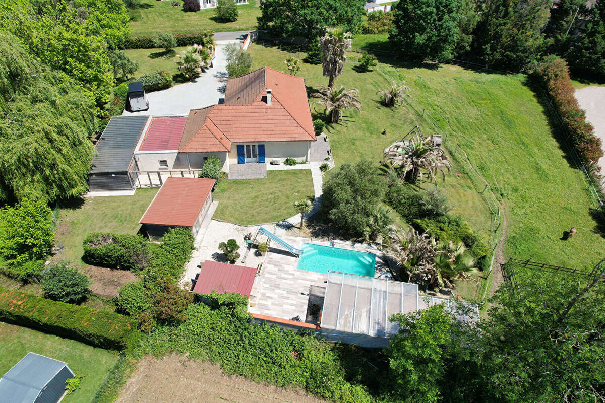 Maison à CASTEIDE-CANDAU