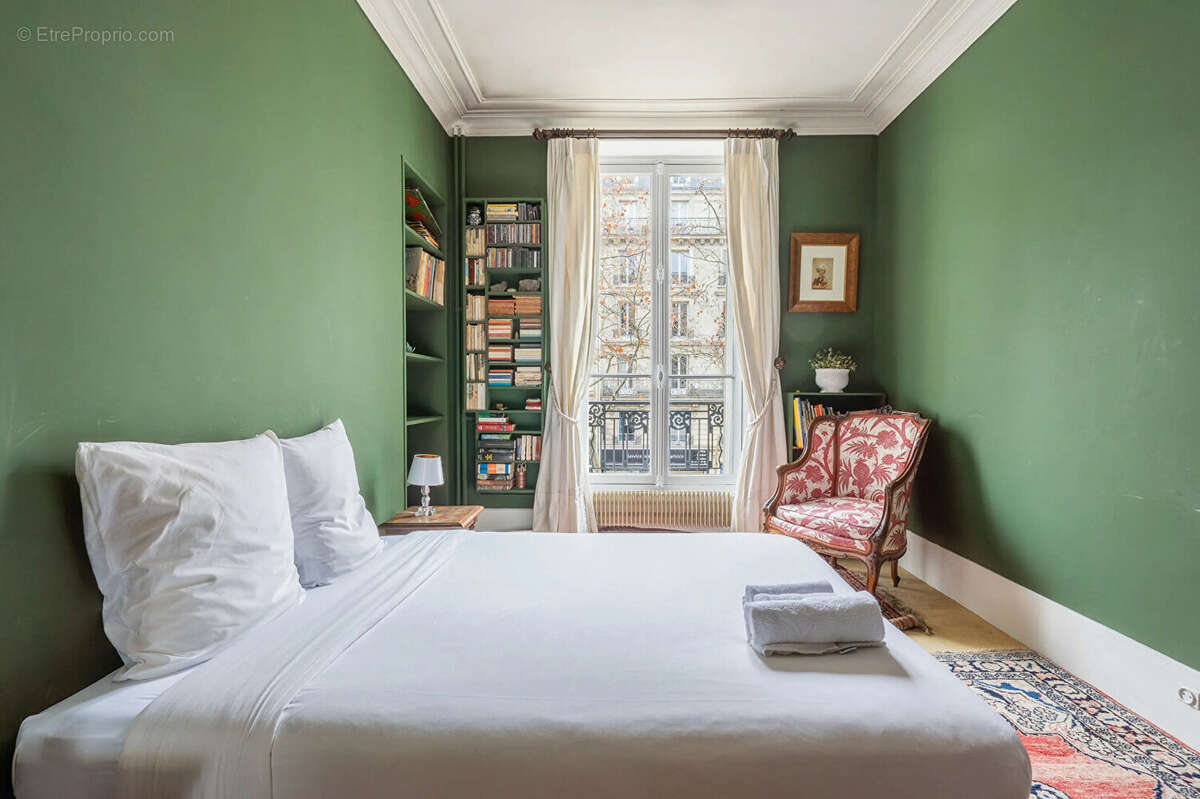Appartement à PARIS-11E
