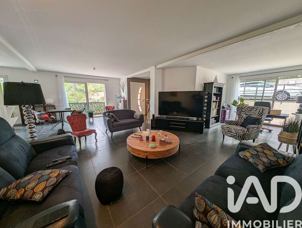 Maison 220 m² à Bizanet  - photo 6