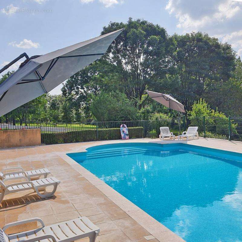 Domaine ferme auberge gîtes 30 pièce(s) 650 m2 - photo 6