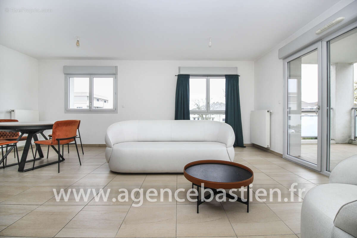 Appartement à DIVONNE-LES-BAINS