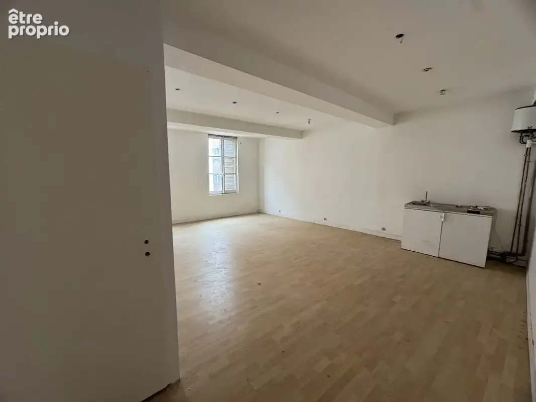 Immeuble commercial + appartements - photo 8