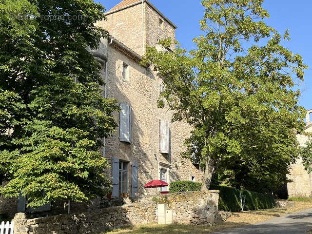 À vendre   Château de Rogues, un bien d'exception chargé d'histoire - photo 20