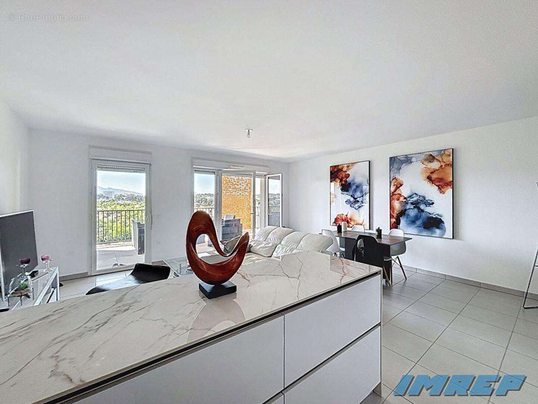 Appartement à MARSEILLE-13E