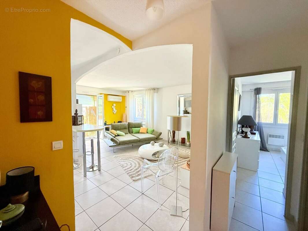 Appartement à FREJUS