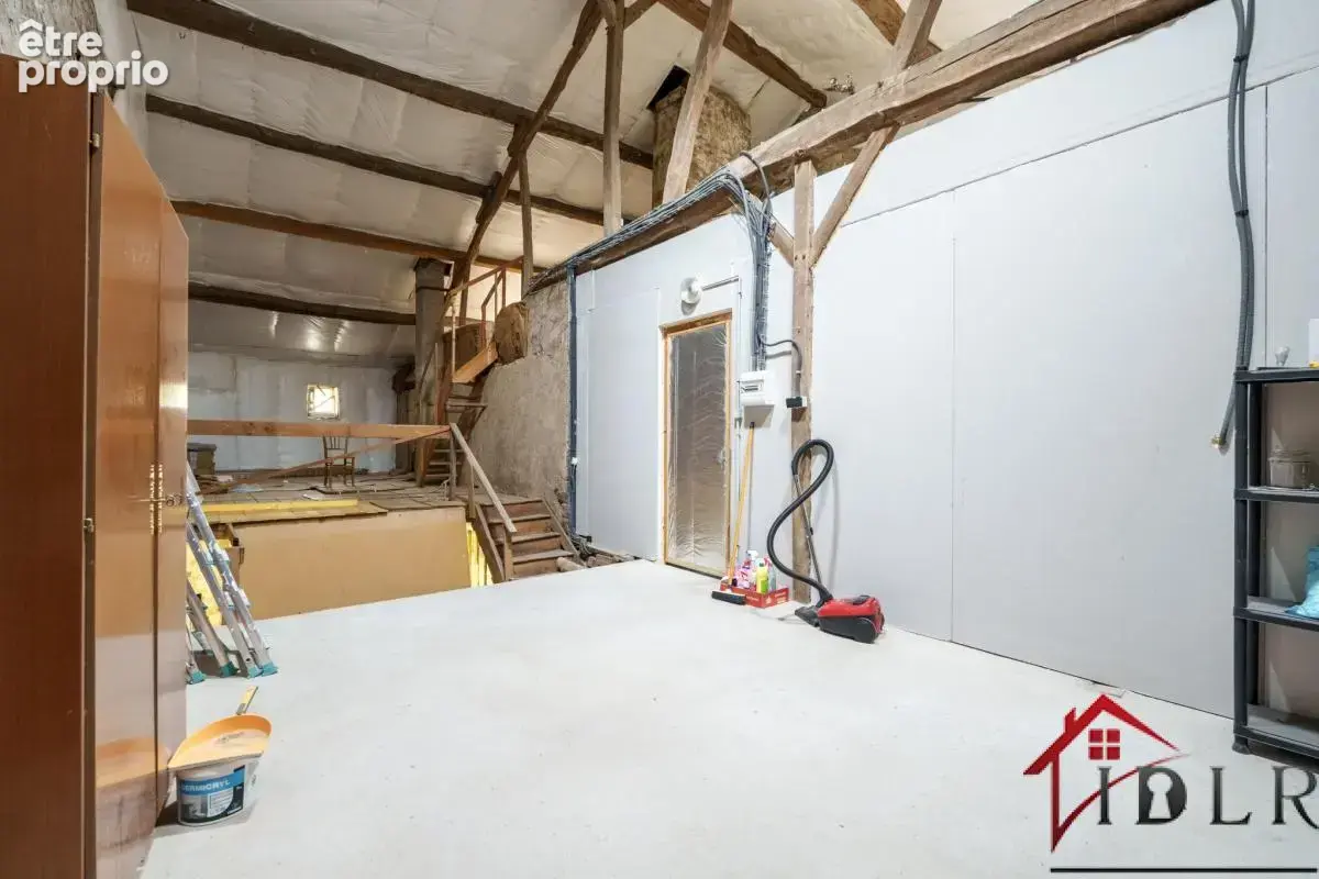 Une maison en pierre prête à accueillir vos projets - photo 12