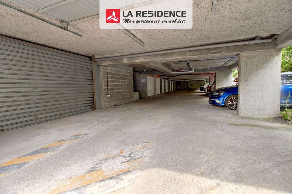 Appartement 750 m² à Eragny  - photo 4