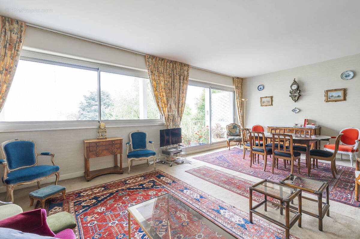 Appartement à GARCHES