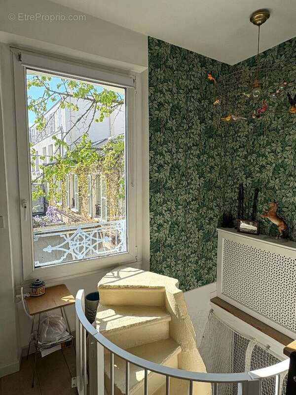 Appartement à PARIS-11E