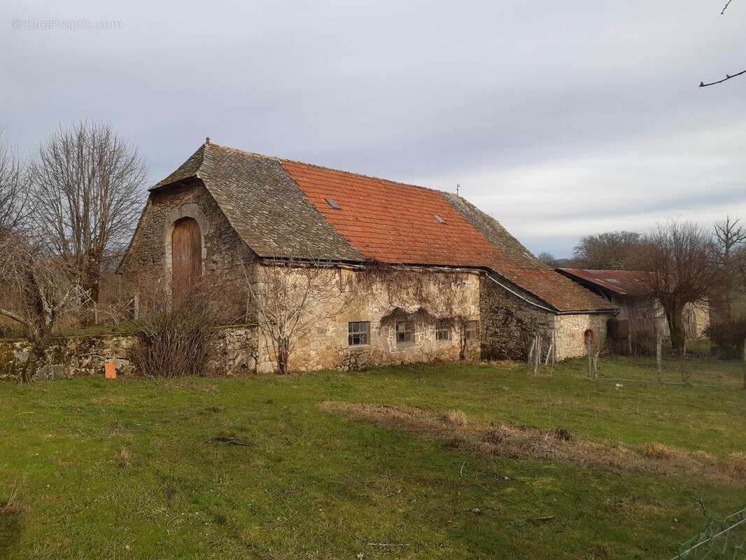 Maison 120 m² à Ladinhac  - photo 6