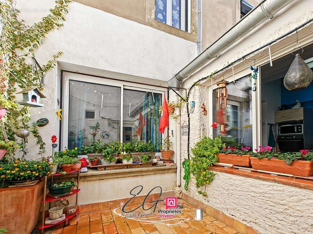 Maison à CAUNES-MINERVOIS