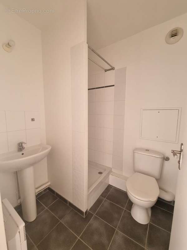 Appartement 32 m² à Le Bourget  - photo 8