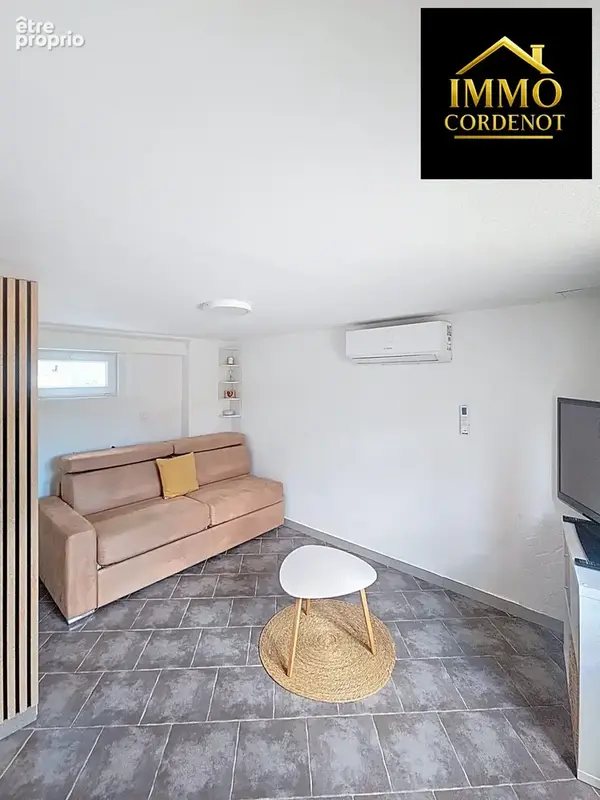 Maison 1 pièce 27 m² à vendre à Le Revest-Les-Eaux (83200) - photo 7