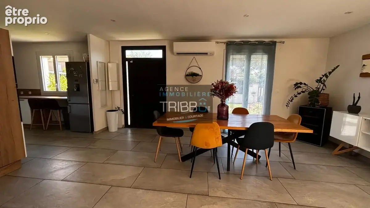 Villa 3 faces de plain pied avec 3 chambres et piscine - photo 3
