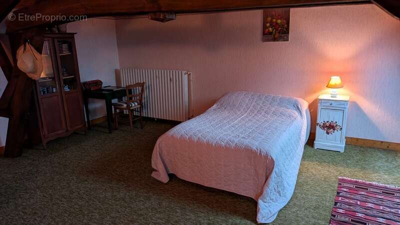 Maison à BESSE-SUR-BRAYE