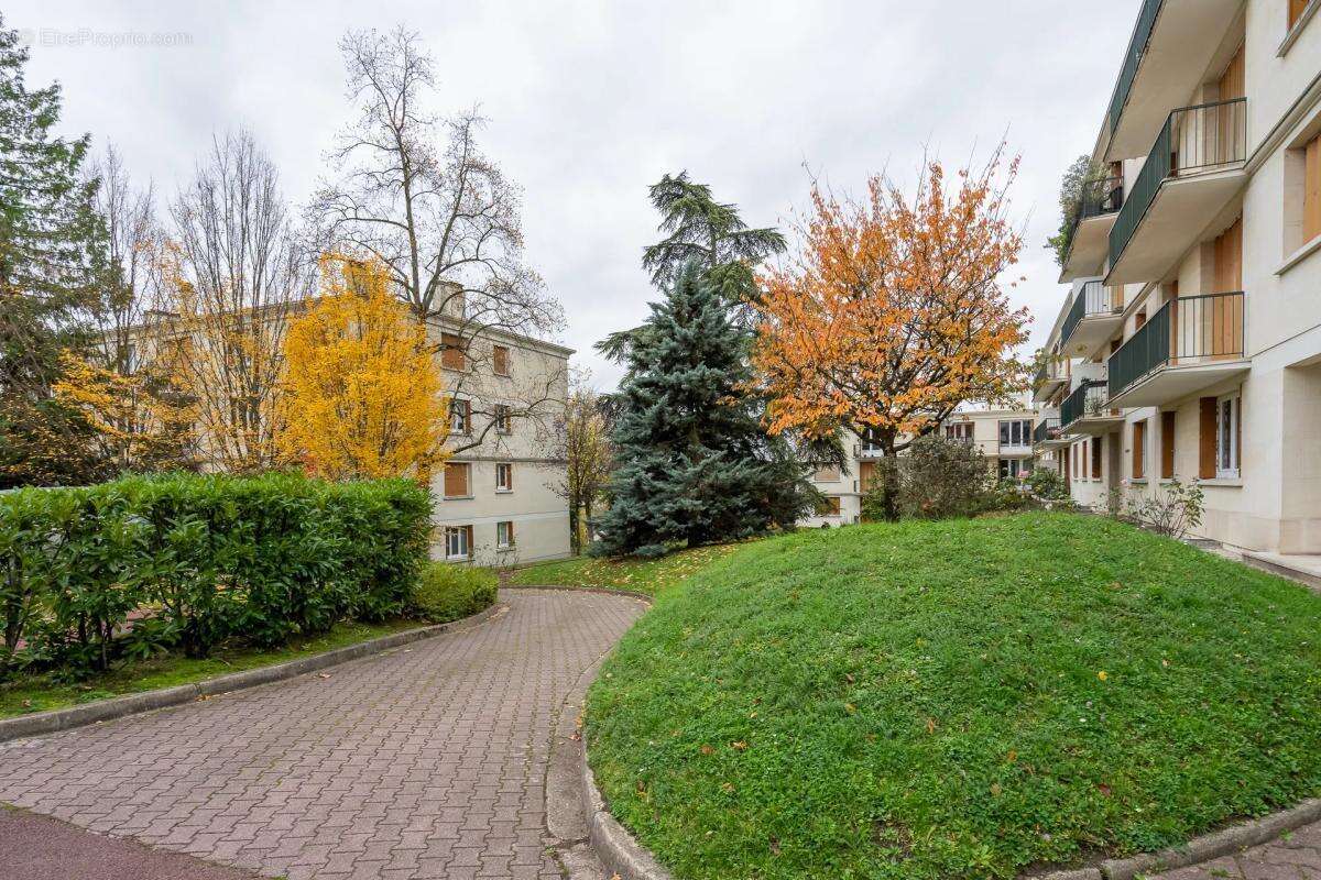 Appartement à LE RAINCY