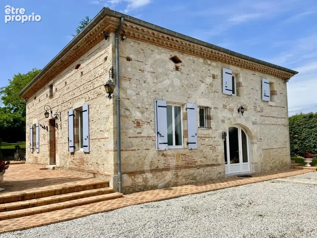 Maison en pierre 200 m² – – Vente à terme libre – Fals (47) - Parc arboré de 8 000 m² - photo 1