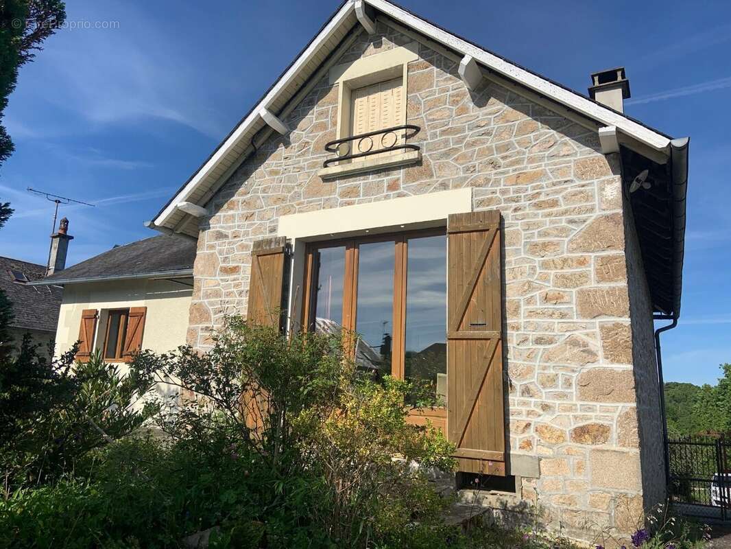 Maison - 3 chambres, Jardin 311 m2 avec garage. - photo 10