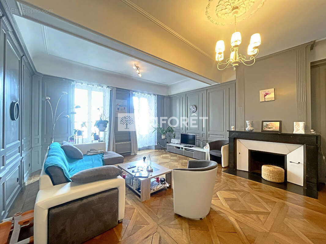 Appartement à SAINT-AMOUR