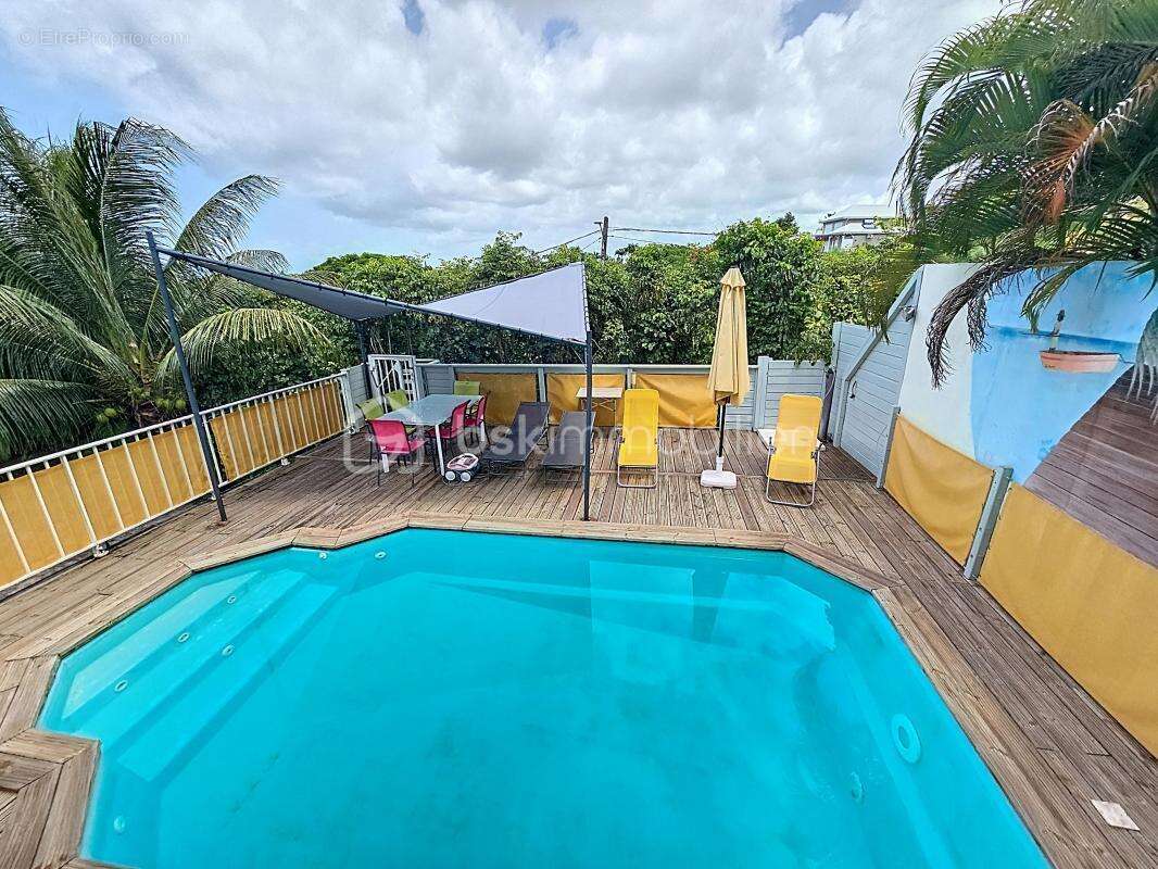 Maison à SAINTE-ANNE