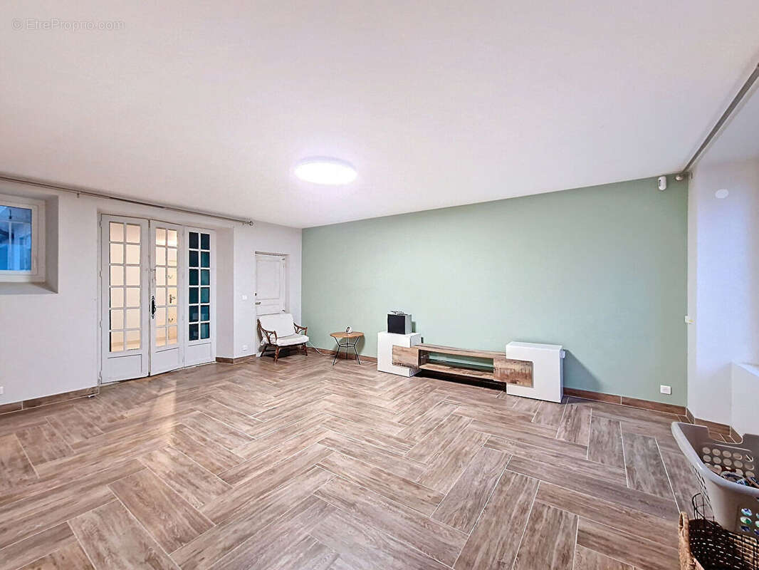 Maison à MEULAN
