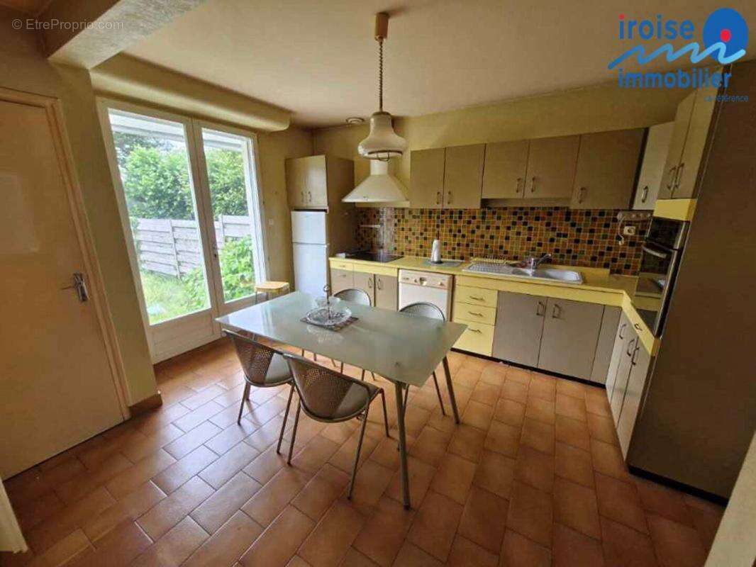 Maison 5 chambres sur sous sol - photo 4