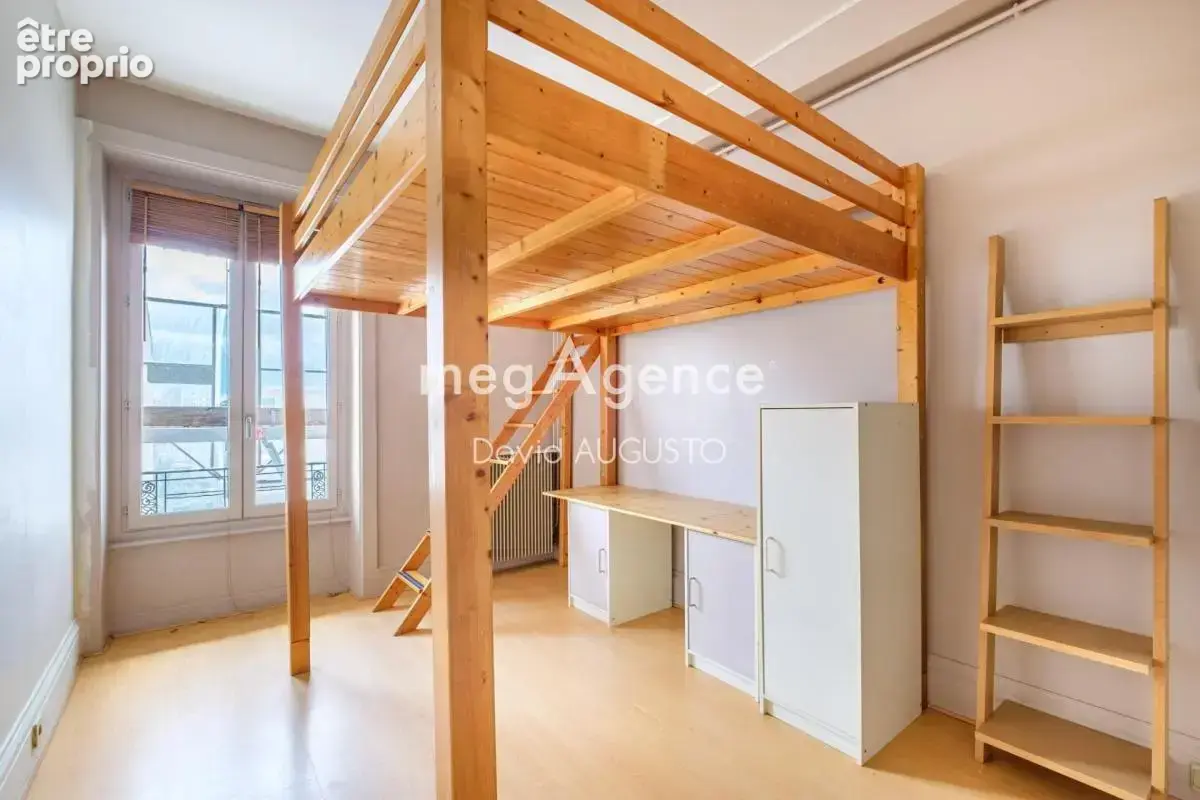Dans bel immeuble ancien, duplex 3 chambres, au 5ème et dernier etage, cave - photo 8