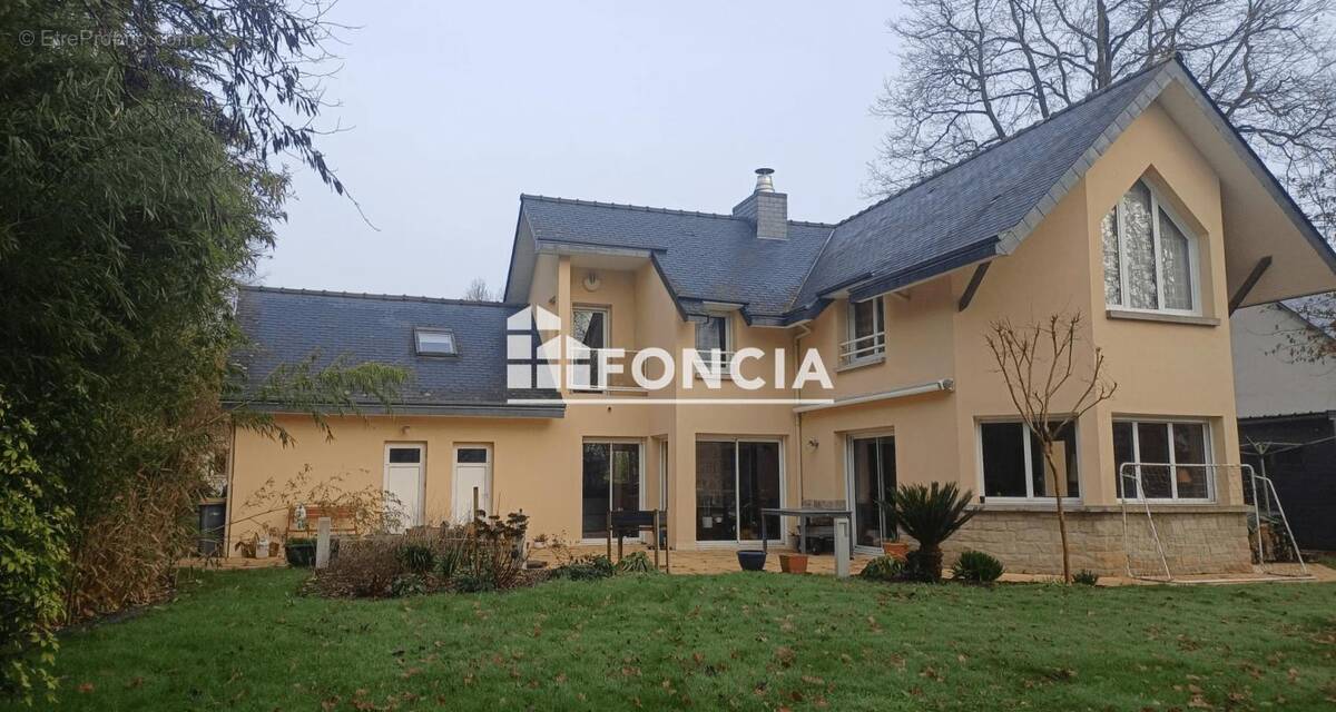 Maison à CHARTRES-DE-BRETAGNE