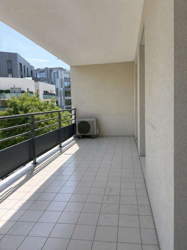 Appartement à LYON-8E