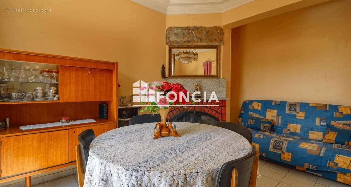 Maison à IVRY-SUR-SEINE