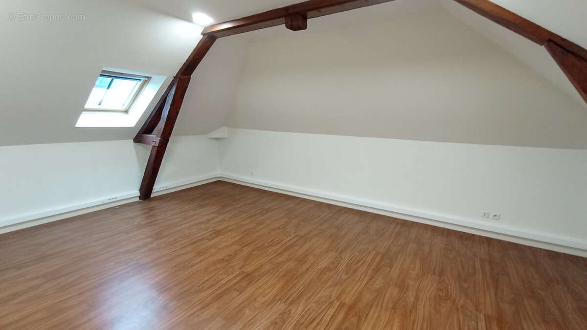 Maison à LILLEBONNE