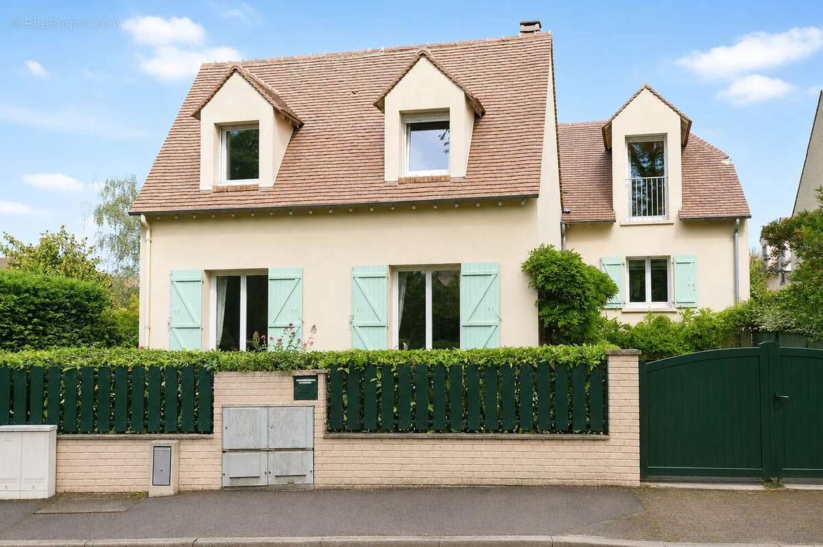 Maison à CHATOU