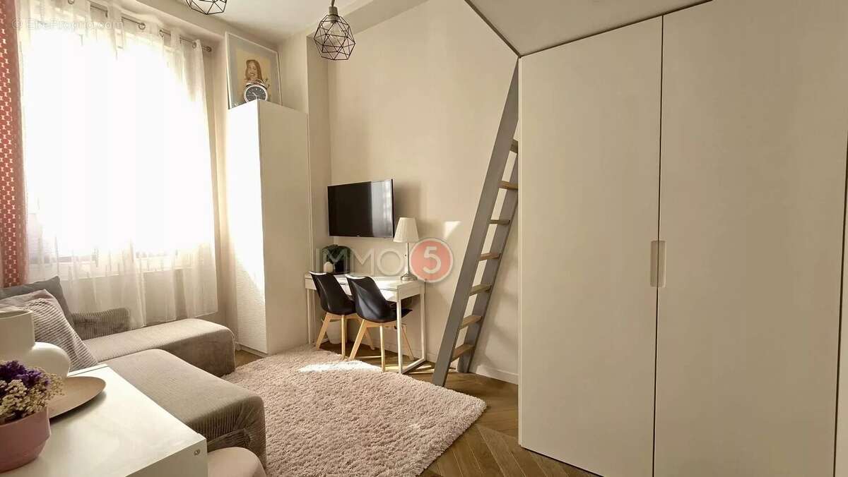 Appartement à LE RAINCY