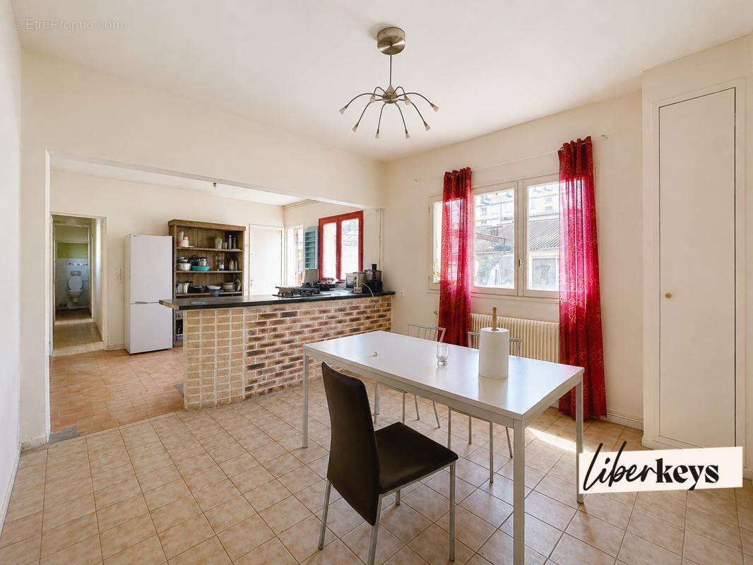 Maison de plain-pied 4 chambres avec grand garage – Orléans (45000) - photo 5